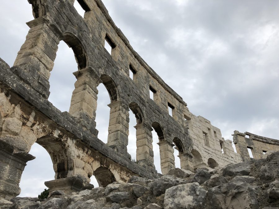 O coliseu de&nbsp;Pula