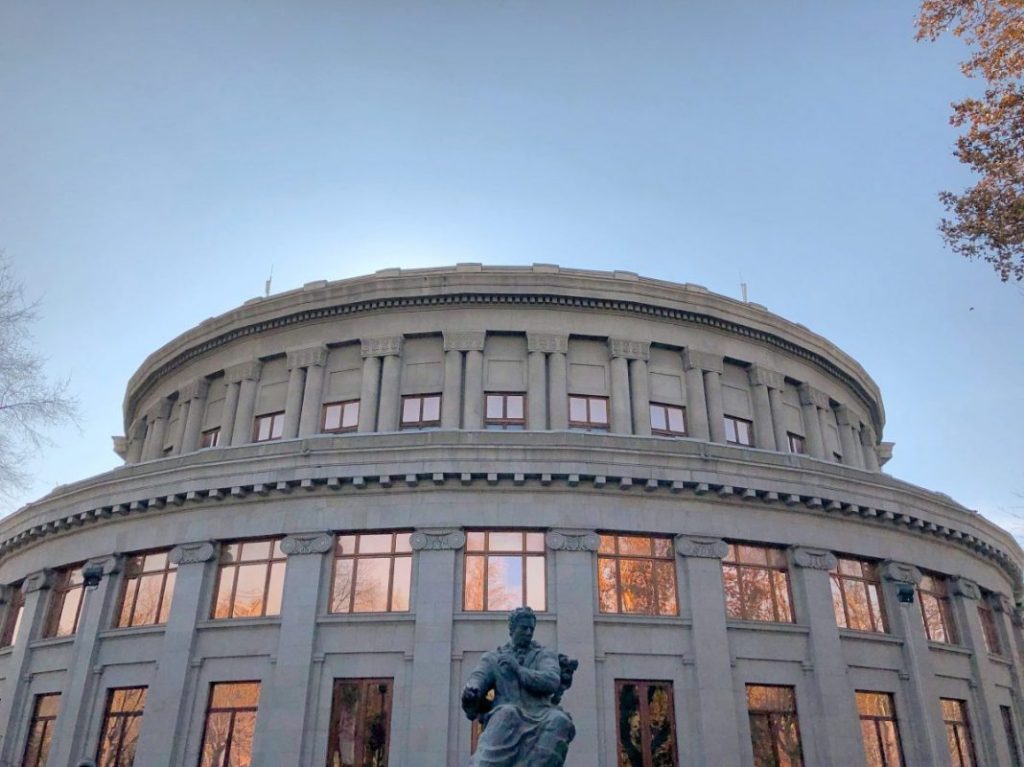 A ópera e a tradição musical&nbsp;armênia