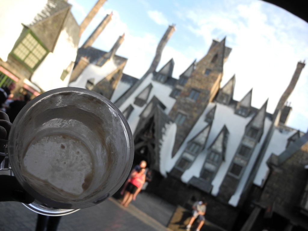 barkeep, fill her mug!