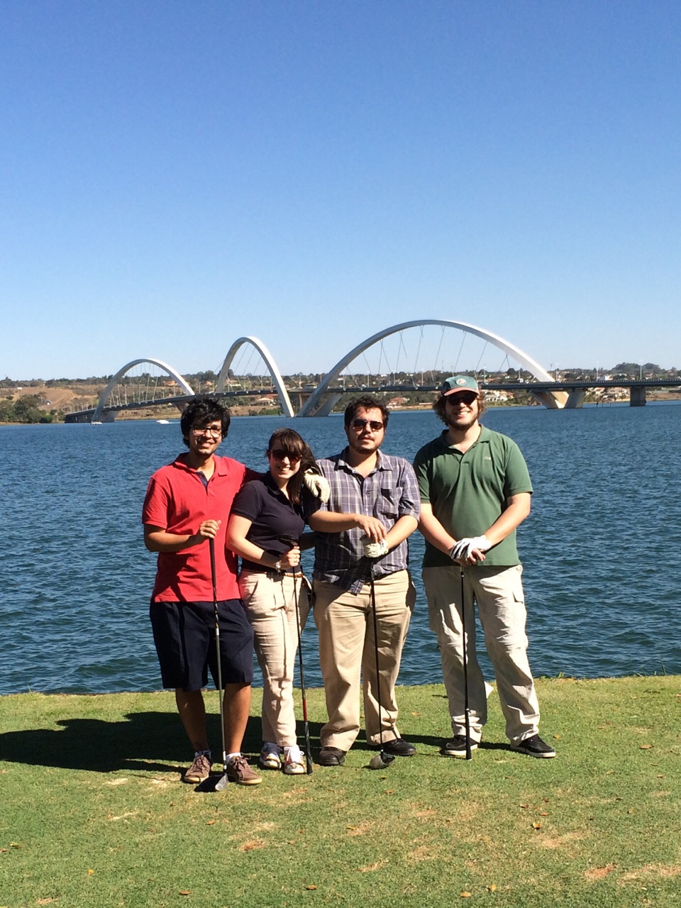 de um lado pro outro mudando de&nbsp;lado