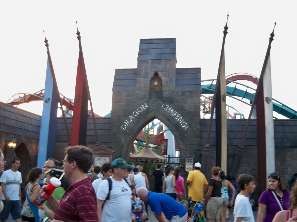 entrada da Dragon Challenge